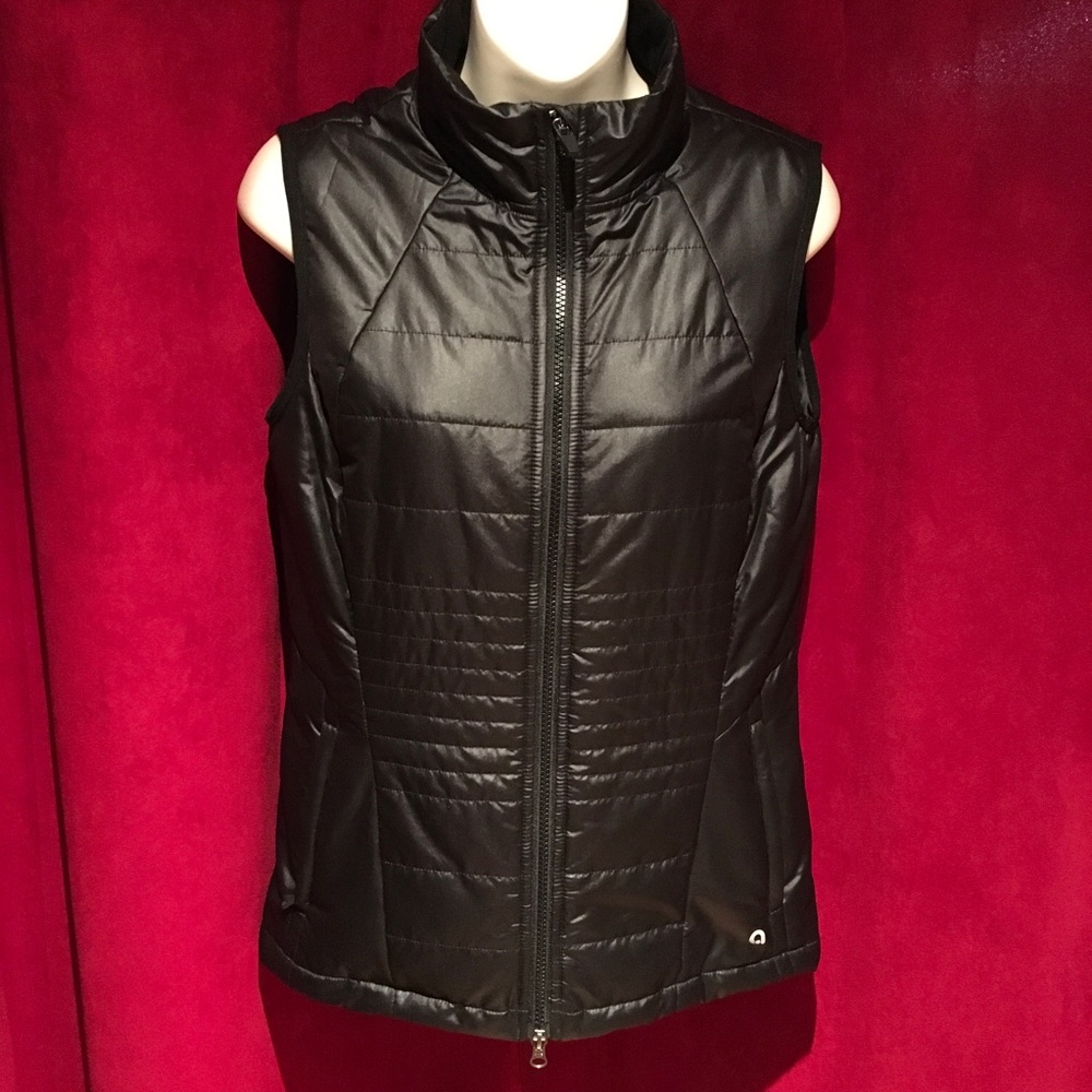 2/25$ Hyba Quilted Vest